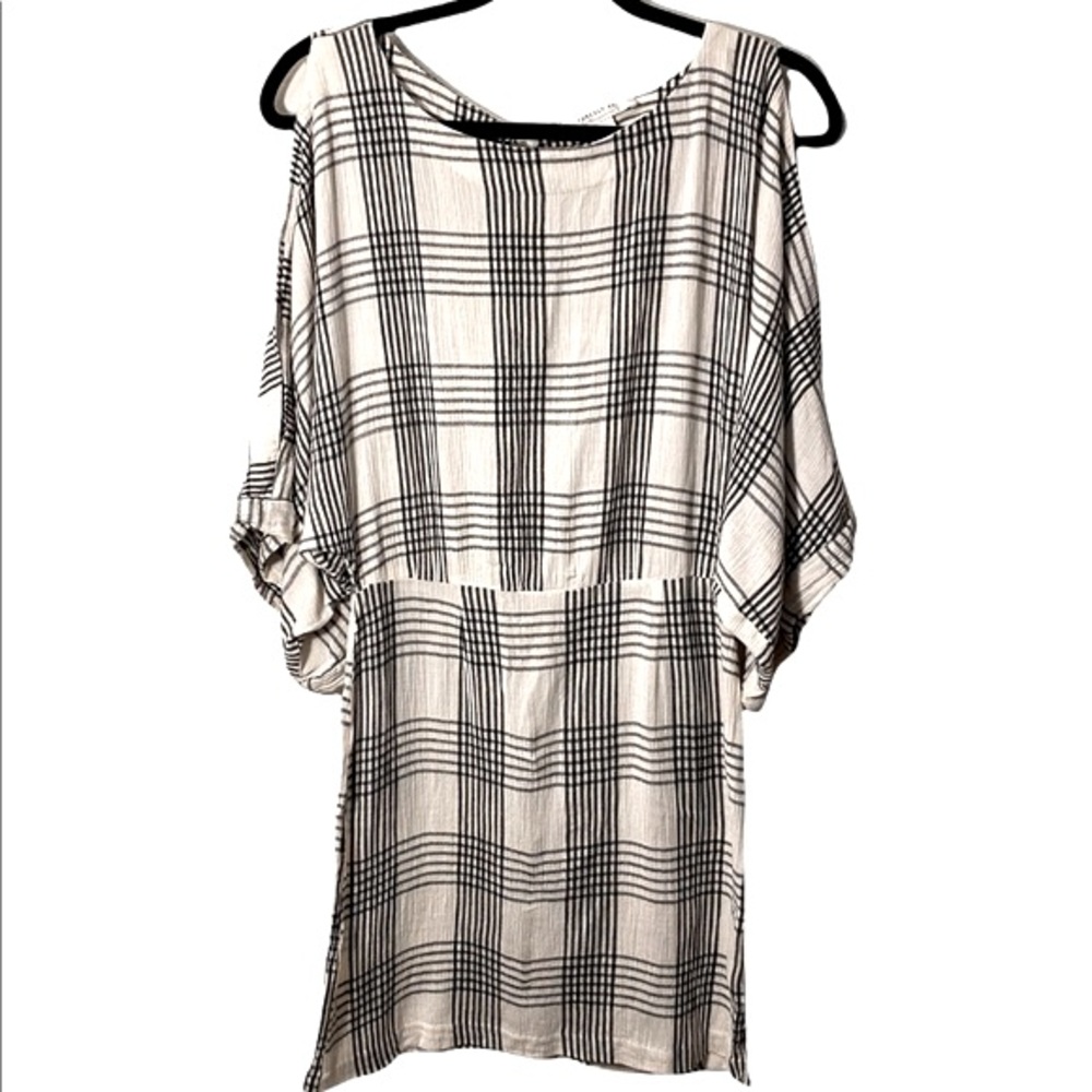 Forever 21 Dress Size Small White Black Plaid Cutout Loose Sleeves
